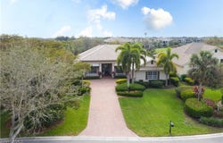 3680 River Point Drive, Fort Myers, FL 33905