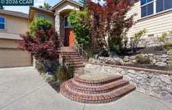 20 Monte Crest Ct, Walnut Creek, CA 94595