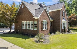 1194 Golf Course Rd, Elberton, GA 30635
