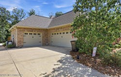736 Clover Ridge Way, Brandon, MS 39047