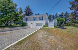 3 Sea Breeze Avenue, Biddeford, ME 04005