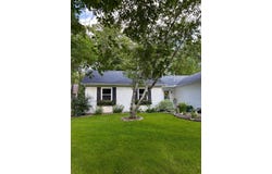 904 HONEY BEAR LANE, Waupaca, WI 54981