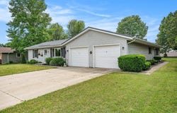 513 Sunset Lane, Middlebury, IN 46540
