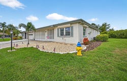 2201 HARTLEBURY WAY, SUN CITY CENTER, FL 33573