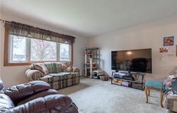 3232 Valley Forge Drive, Brunswick, OH 44212