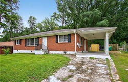 445 Cynthia Ln, Forest Park, GA 30297