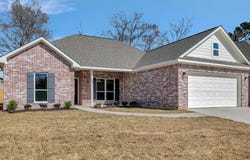 108 Saddle Brook Drive, Lufkin, TX 75904