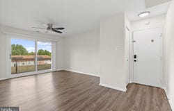 1001 SCARLET OAK CT #2B, HAMPSTEAD, MD 21074