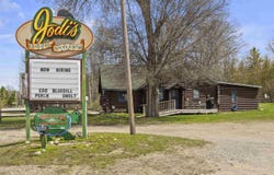 15015 US-31 S, Beulah, MI 49617