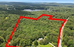 5715 Route 447, Canadensis, PA 18325