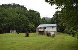 5924 Upper Johns Creek Rd, Kimper, KY 41539