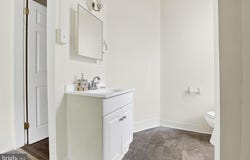240 E POPLAR STREET, YORK, PA 17403
