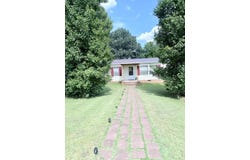 4548 Cherokee Drive, Strawberry Plains, TN 37871