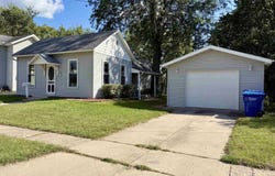 307 SE 7th Street, Independence, IA 50644