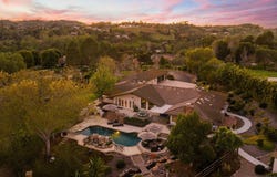 8 Country Glen Rd, Fallbrook, CA 92028