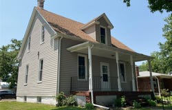 720 ZSCHOKKE Street, Highland, IL 62249