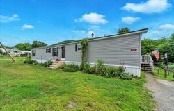 593 South Windsor Street, Royalton, VT 05068