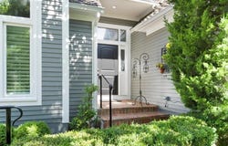 7853 Howe Circle, Prairie Village, KS 66208