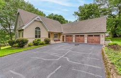 410 6th Street NW, Milaca, MN 56353