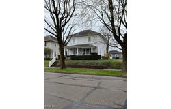 486 S River Street, Newcomerstown, OH 43832