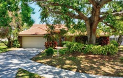 411 SW Magnolia Cove, Port Saint Lucie, FL 34986