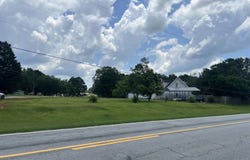 1595 Moreland, Williamson, GA 30292