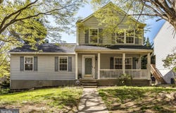 8900 LENNINGS LN, ROSEDALE, MD 21237