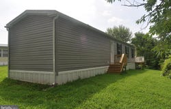1 RAILWAY AVENUE, MILLERSBURG, PA 17061