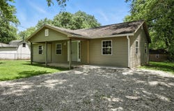 7434 N Green Meadows, Fairland, IN 46126
