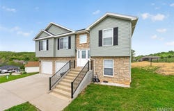 191 Ridgeview Drive, St Robert, MO 65584
