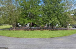 5525 Val Del, Hahira, GA 31632