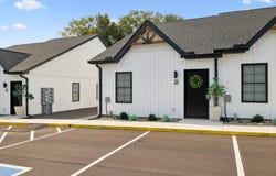 127 Deer Valley Drive E, Gordonsville, TN 38563