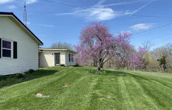317 Short Road, Salvisa, KY 40372