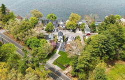17 Woodbine Ave, Pembroke, MA 02359