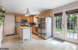18 STONEWOOD DRIVE, JACOBUS, PA 17407
