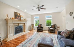 1022 Eagle Ridge Road, Cedar Falls, IA 50613