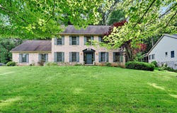 526 WOODLAND CIRCLE, LEBANON, PA 17042