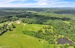 Nashville Hwy, Deer Lodge, TN 37726