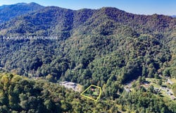 728 Ewing Creek Road, Dayhoit, KY 40824