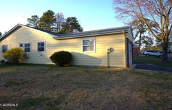 27 Moccasin Drive, Whiting, NJ 08759