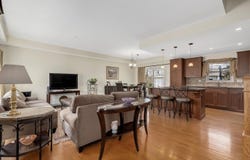 504 S Pierce Avenue, Wheaton, IL 60187