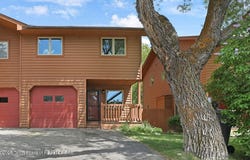 512 S MILLWARD, Jackson, WY 83001