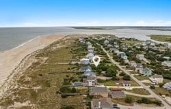 10557 Wyndtree Drive, Emerald Isle, NC 28594