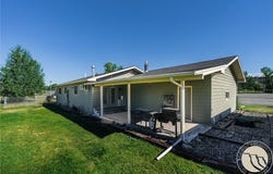 525 E 6th Avenue N, Columbus, MT 59019