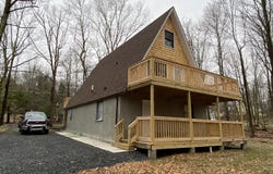 241 Pine Tree, Cresco, PA 18326