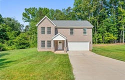 2948 Lashmit Drive, Winston-Salem, NC 27103
