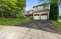 132 Pudding Stone Way, Lopatcong Twp., NJ 08865-2069