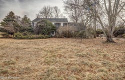 16 Pleasant Valley Road, Morganville, NJ 07751
