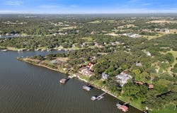 12210 Lake Forest Drive, Azle, TX 76020