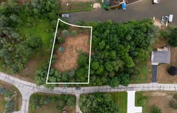 1009 Cantabrian Drive, Weidman, MI 48893